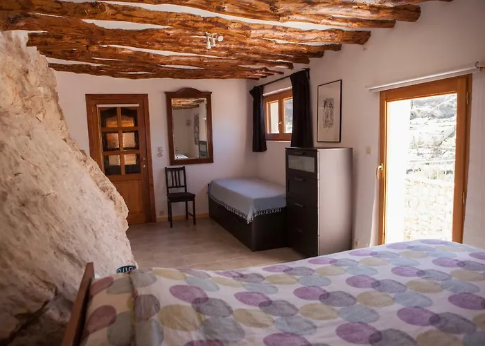 Corral De La Solana * Molinos (Aragon)